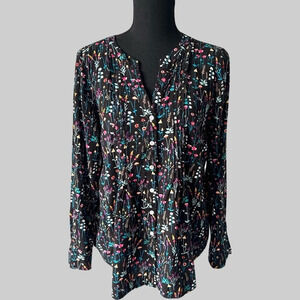 Jane & Delancey  Floral Print Pleated Blouse